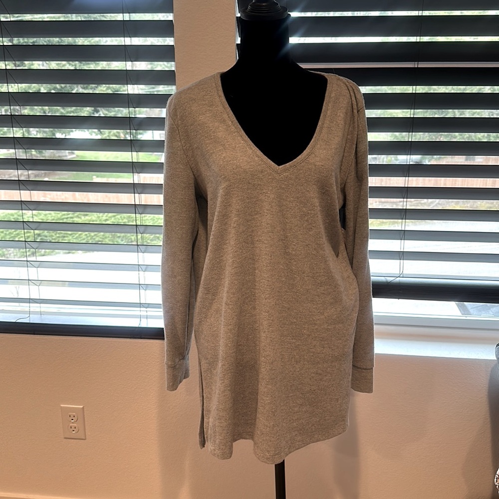 Women’s V-Neck Cold Shoulder Top